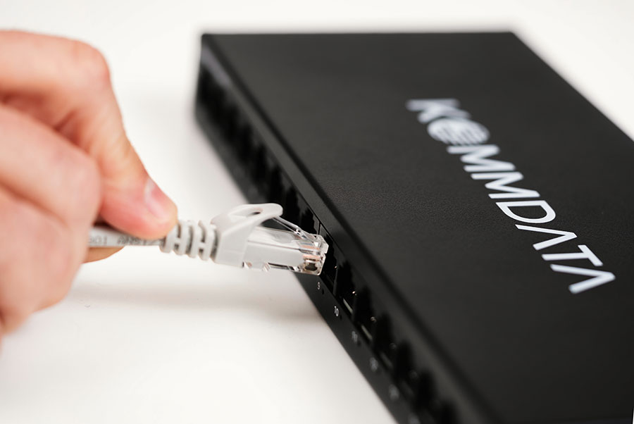 Electrónica de red, tester y herramientas